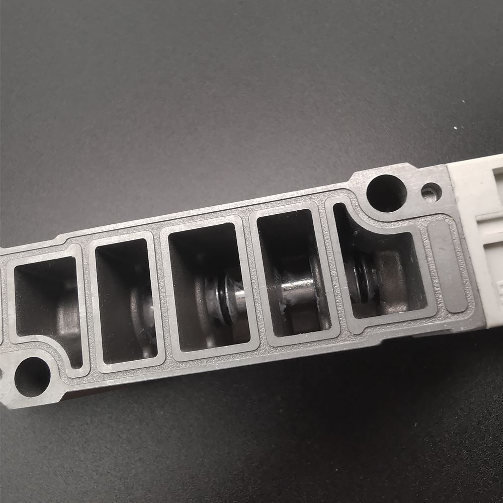 Údržba na solenoidovém ventilu.